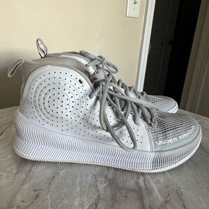 Under Armour Jet basketball women’s shoes 8.5